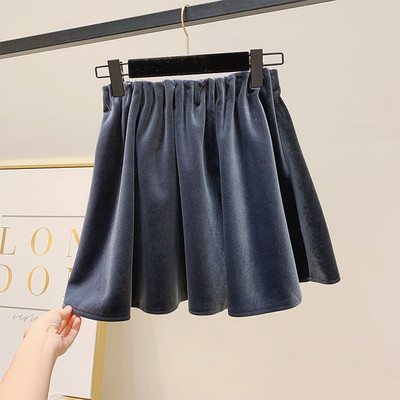 Κοντή γυναικεία φούστα σε μπλε και μαύρο χρώμα