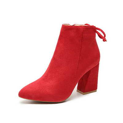 Μοντέρνες γυναικείες μπότες σε οικολογικό σουέτ με κορδόνια και παχιά τακούνια σε διάφορα χρώματα