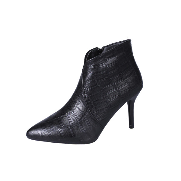 Modern női csizma vékony sarokkal, öko bőrből szürke és fekete színben