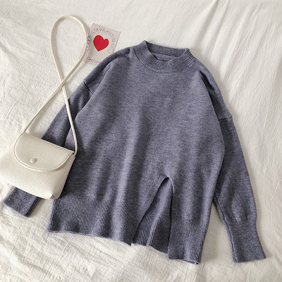 Alkalmi női pulóver ovális nyakkivágással, széles modellel