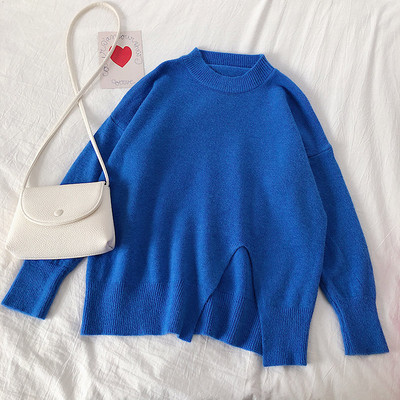 Alkalmi női pulóver ovális nyakkivágással, széles modellel