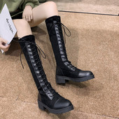 Μοντέρνες γυναικε`ιες μπότες με οικολογικό σουέτ και έκο δέρμα σε μαύρο χρώμα