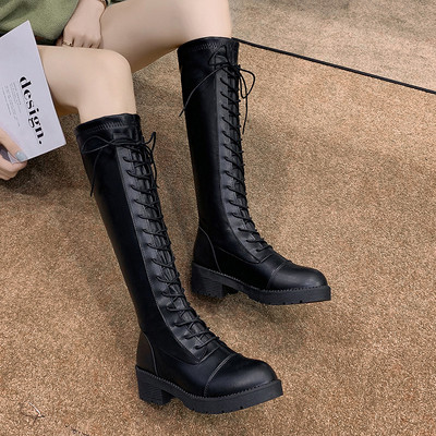 Μοντέρνες γυναικε`ιες μπότες με οικολογικό σουέτ και έκο δέρμα σε μαύρο χρώμα