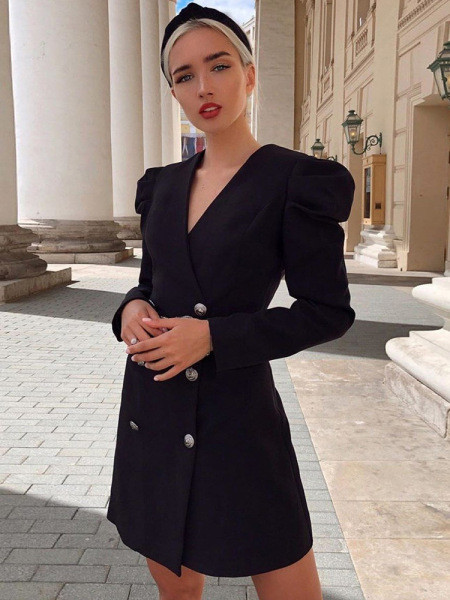 ÚJ modell női rövid ruha gombokkal és hosszú ujjú fekete színben