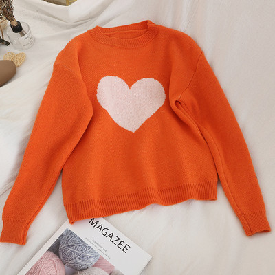 Μοντέρνο γυναικείο πουλόβερ σε τρία χρώματα με ωοειδές λαιμόκοψη