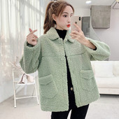 Női télikabát széles modell zsebekkel, három színben