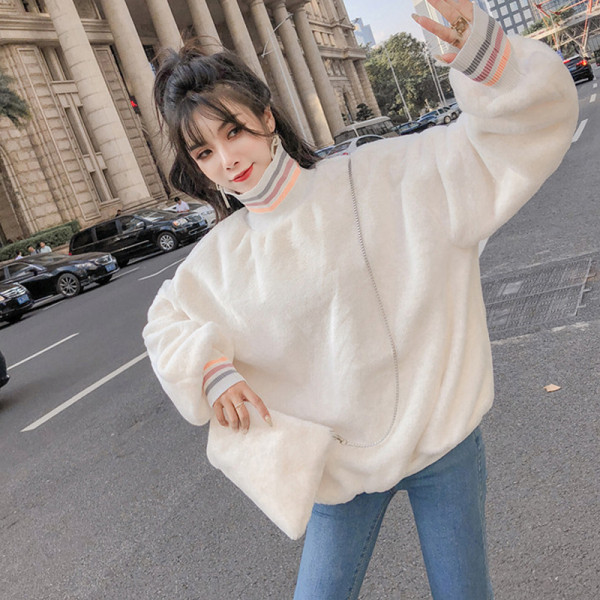 Női pehely pulóver magas pólógallérral