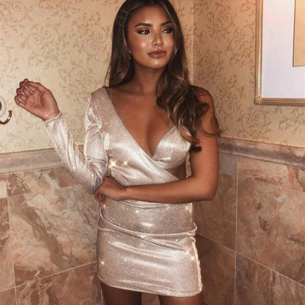 Κομψό γυναικείο φόρεμα με κορδόνι  με γιαλιστερό εφέ σε μπεζ χρώμα