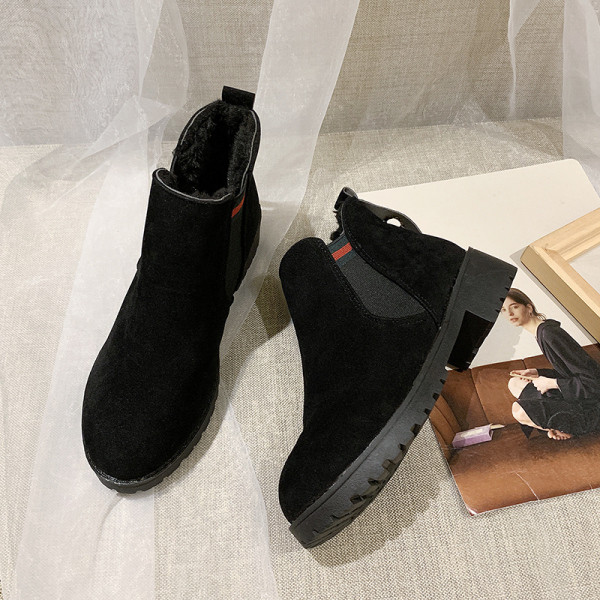 Modern női csizma öko velúrból, puha béléssel