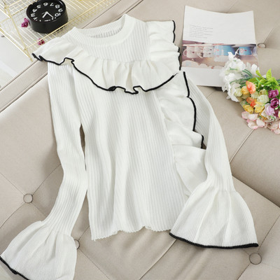 Modern női pulóver lótusz ujjakkal, kerek nyakkivágással több színben