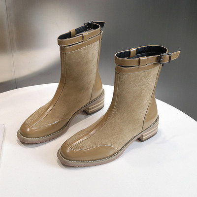 Καθημερινές γυναικείες μπότες από οικολογικό  σουέτ με φερμουάρ σε μαύρο και μπεζ χρώμα