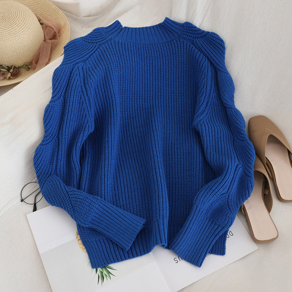 Κομψό γυναικείο πουλόβερ  με οβάλ λαιμόκοψη σε τέσσερα χρώματα