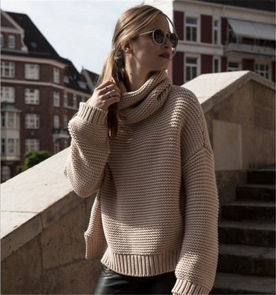 Καθημερινό γυναικείο πουλόβερ με μεγάλο κολάρο και μακριά μανίκια σε δύο χρώματα