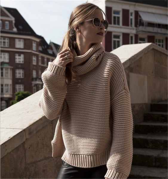 Καθημερινό γυναικείο πουλόβερ με μεγάλο κολάρο και μακριά μανίκια σε δύο χρώματα