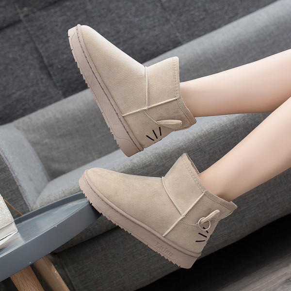 Modern női csizma lapos talppal, puha béléssel, négy színben