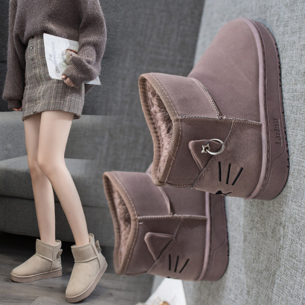 Modern női csizma lapos talppal, puha béléssel, négy színben