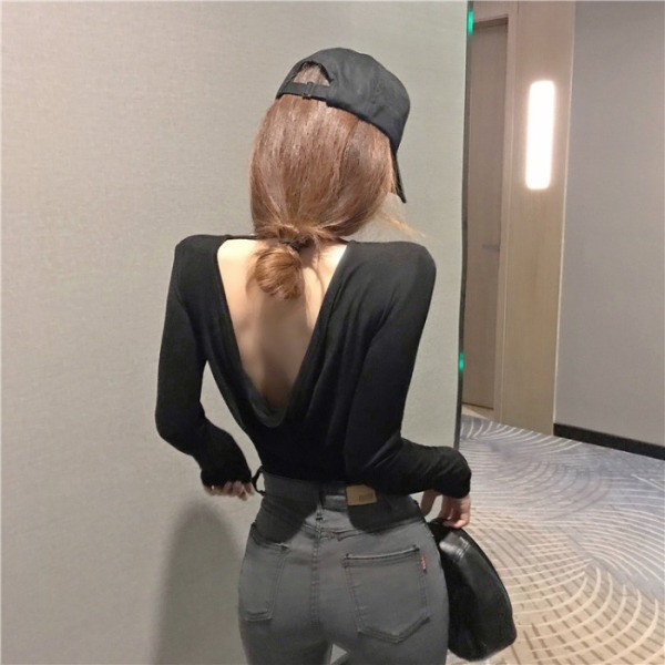 Καθημερινή γυναικεία μπλούζα με οβάλ λαιμόκοψη σε δύο χρώματα