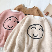 Καθημερινό γυναικείο  πουλόβερ  σε τρία χρώματα με κεντήματα και λαιμόκοψη  O