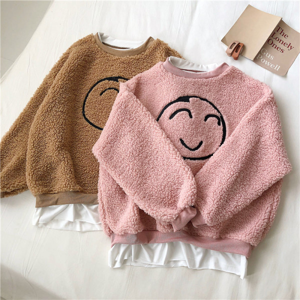 Καθημερινό γυναικείο  πουλόβερ  σε τρία χρώματα με κεντήματα και λαιμόκοψη  O