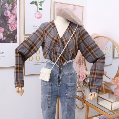 Új modell női kockás blúz spitz nyakkivágással