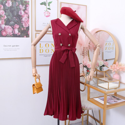 Új modell női ruha övvel és redős szoknyával három színben