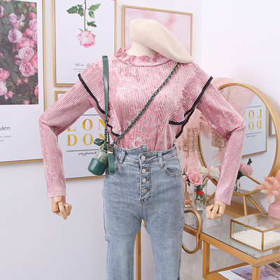 Νέο μοντέλο γυναικεία μπλούζα με χαμηλό κολάρο και μακριά μανίκια