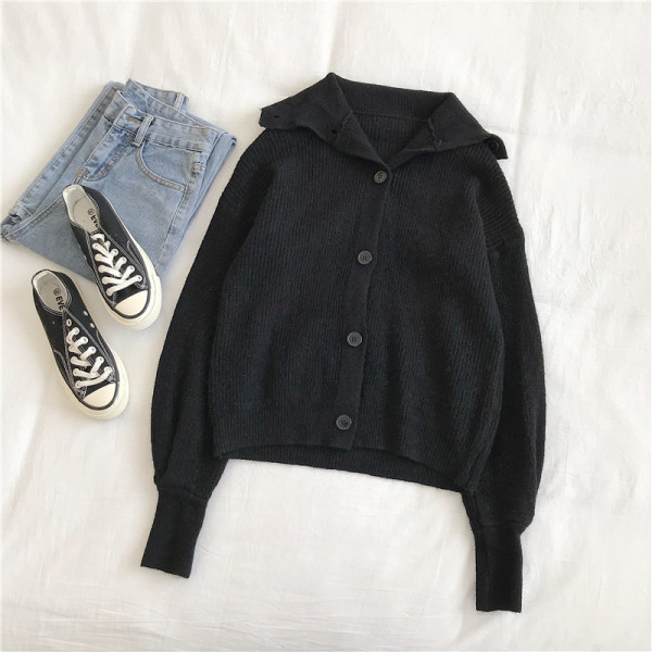 Μοντέρνα γυναικεία ζακέτα  με κουμπιά και ψηλό γιακά σε δύο χρώματα