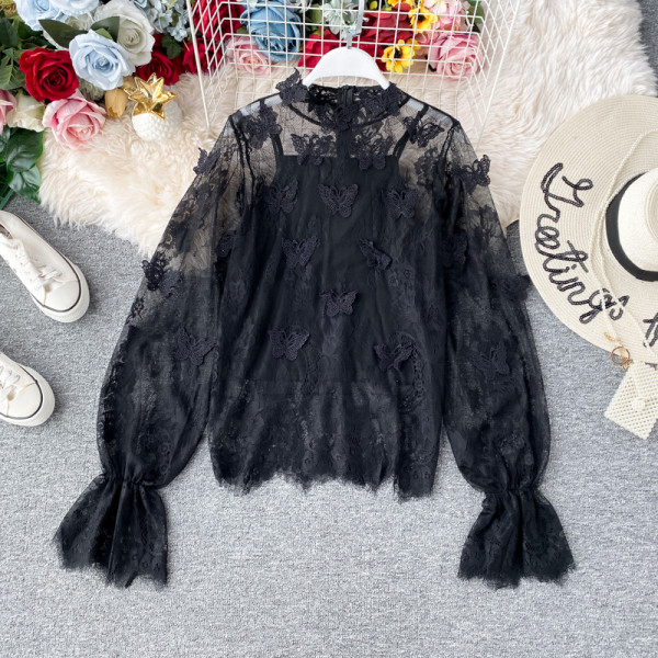 Modern női csipkeblúz fekete-fehér hímzéssel