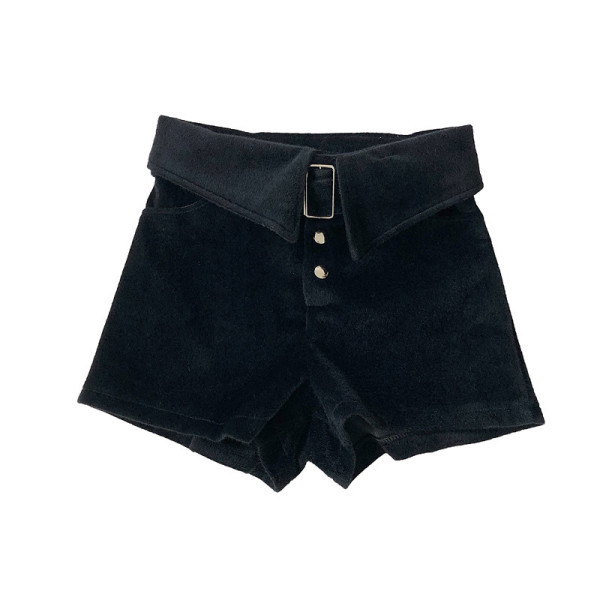 Pantaloni scurți de damă în negru cu nasturi și talie înaltă