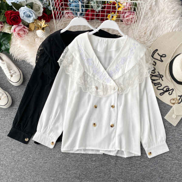 Modern női ing csipkével és spitz nyakkivágással, fehér és fekete színben