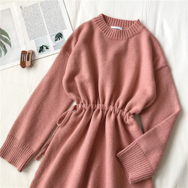 Női téli ruha derékkötővel, négy színben