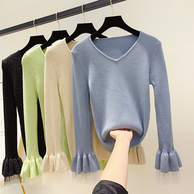 НОВ модел дамски пуловер с лотос ръкав и тюл и V-образно деколте - лъскав ефект