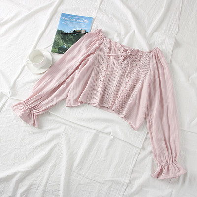 Női rövid blúz csipkével, nyakkendővel és széles ujjú, több színben