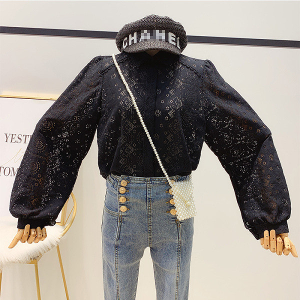 Női csipke ing hosszú ujjal és klasszikus gallérral fehér, fekete és bézs színben