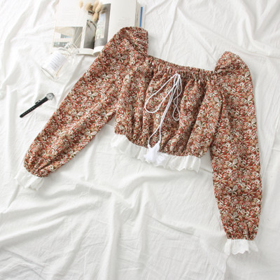 Νέο μοντέλο γυναικεία μπλούζα μοντέλο με τετράγωνο λαιμόκοψη, φούντες και φυτικά μοτίβα