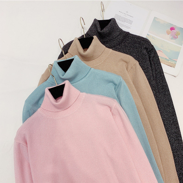 Γυναικείο πουλόβερ με κομψό αποτέλεσμα και υψηλό γιακά σε διάφορα χρώματα