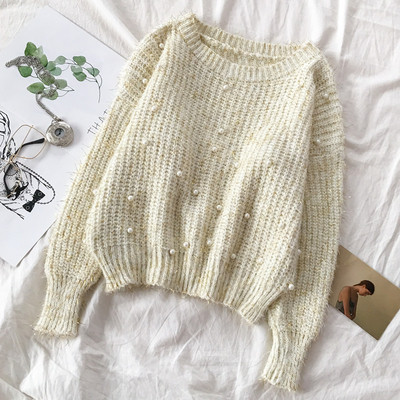 Modern női pulóver ovális nyakkivágással és gyöngyökkel, három színben