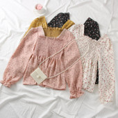 Νέο μοντέλο γυναικεία μπλούζα σιφόν με τετράγωνη λαιμόκοψη και floral σχέδια