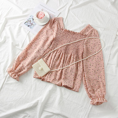 Νέο μοντέλο γυναικεία μπλούζα σιφόν με τετράγωνη λαιμόκοψη και floral σχέδια