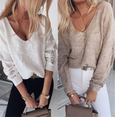 Modern női pulóver spitz nyakkivágással és csipkével fehér és bézs színben