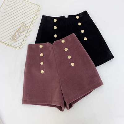 Модерни дамски къси панталони от кадифе с висока талия и копчета в черен и лилав цвят