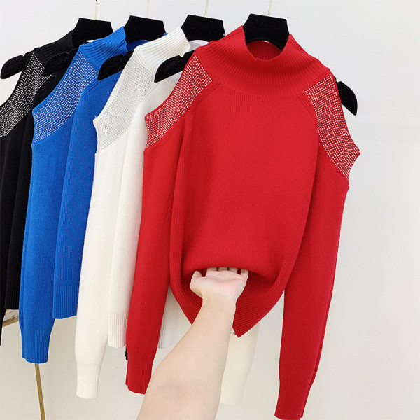 Pulover de dama cu guler polo, pietre si umerii goi in patru culori