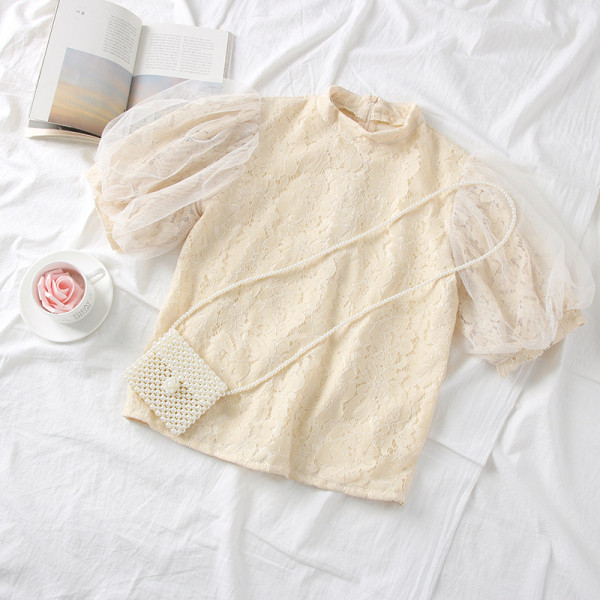 Μοντέρνα γυναικεία μπλούζα από δαντέλα ρετρό στυλμε κοντό μανίκι σε λευκό, μαύρο, ροζ και μπεζ  χρώμα - δύο μοντέλα