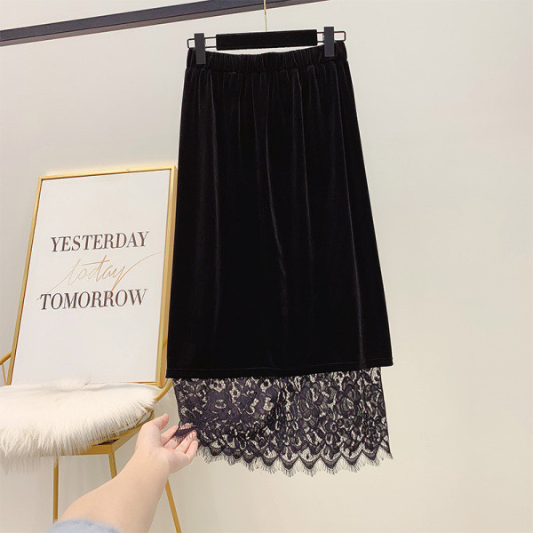 Hosszú női szoknya bársonyból és csipkéből, fekete színben