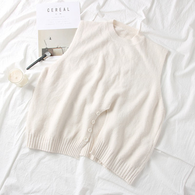 Modern női mellény kerek nyakkivágással, hasítékkal, gombokkal több színben