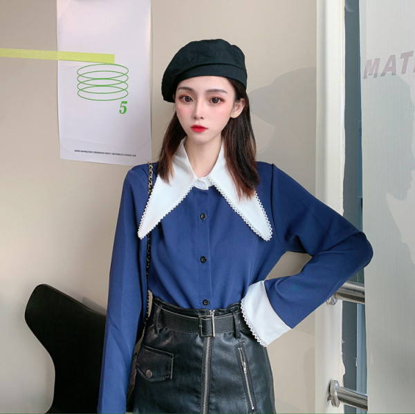 Modern női ing gombokkal és hosszú ujjú kék színben