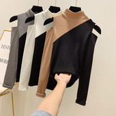 Μοντέρνο γυναικείο πουλόβερ των Slim με γυμνό ώμο και κολάρο