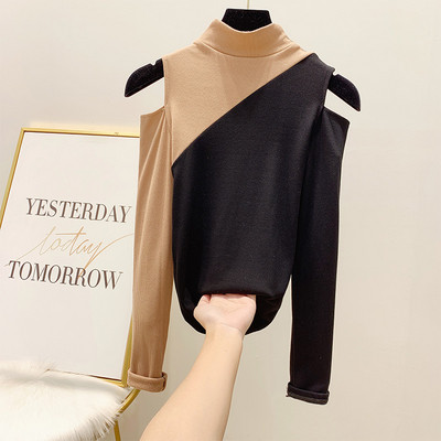 Μοντέρνο γυναικείο πουλόβερ των Slim με γυμνό ώμο και κολάρο