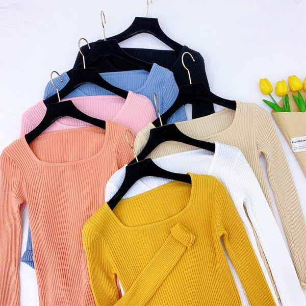 Γυναικείο πουλόβερ πλεκτό με τετράγωνο ντεκολτέ