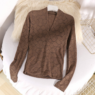 Μοντέρνα γυναικέια μπλούζα με λαιμόκοψη και μακρύ μανίκι σε τρία χρώματα-λεπτό μοντέλο